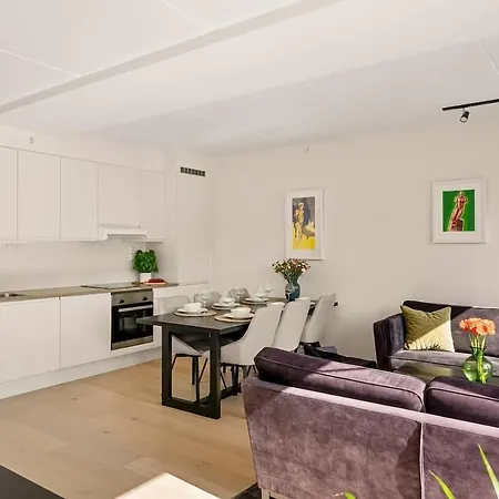 Modern Cosy Center Carl Berner Apartment