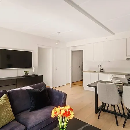Modern Cosy Center Carl Berner Apartment